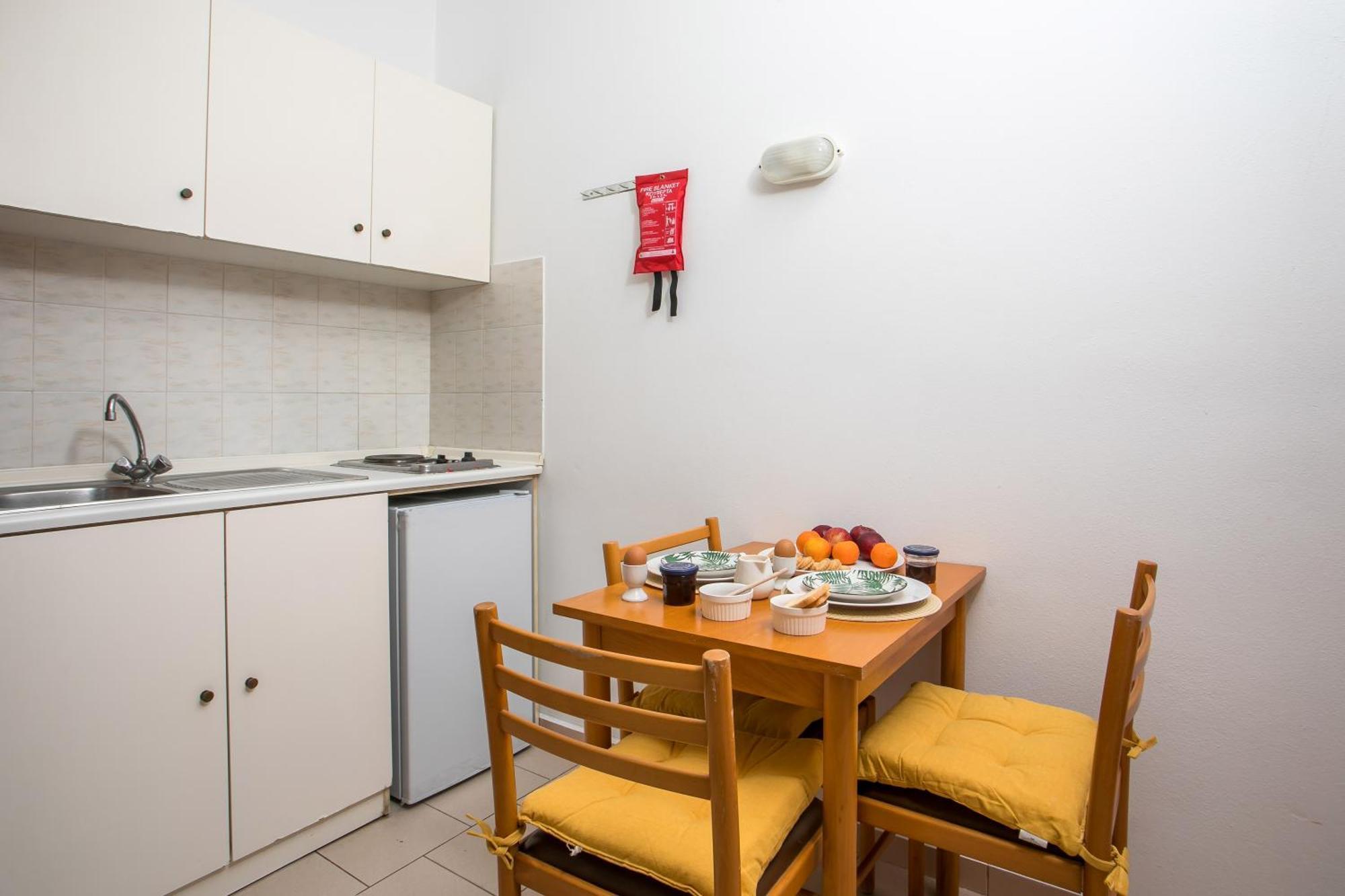 Lardos Sun View Apartments Екстер'єр фото